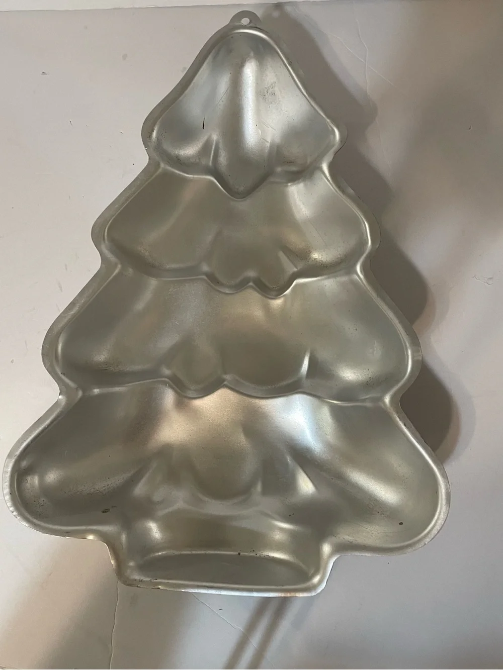 Christmas Tree Shaped Cake Pan - Silver